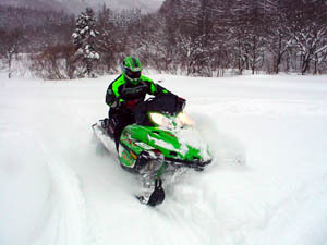 BOSSのライディングは豪快で正確です!! DSC07578.jpg